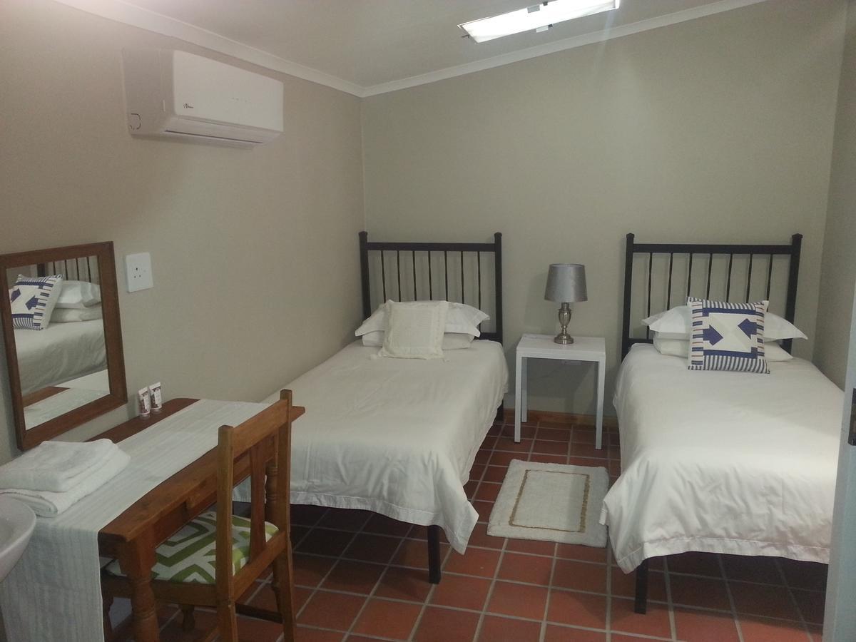 Middelkraal Accommodation Garies Eksteriør bilde